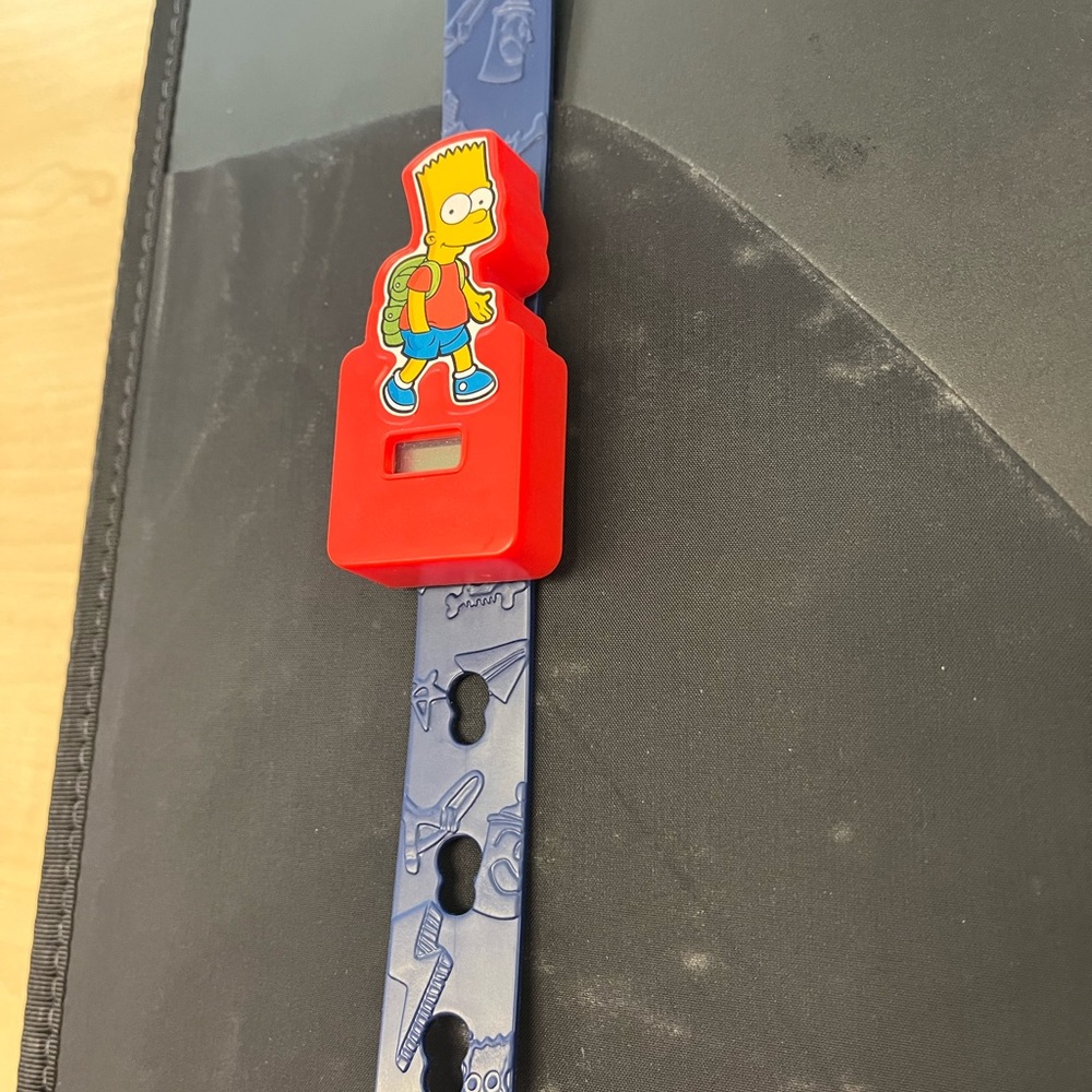Bart Simpson Watch! - Picture 4 of 9